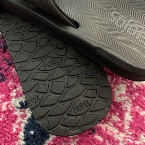 NWT Flojos Men's Memory Foam Comfort Flip Flop Thong Sandals - Black, Size 12 - Picture 6 of 7